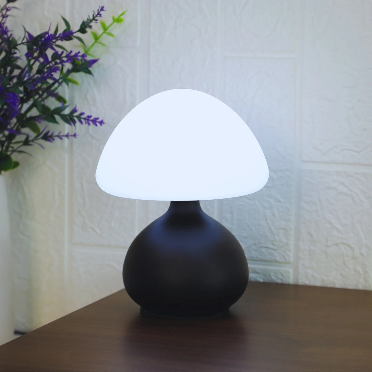 ILLR11 - Lampada a LED dimmerabile a forma di fungo alimentata USB