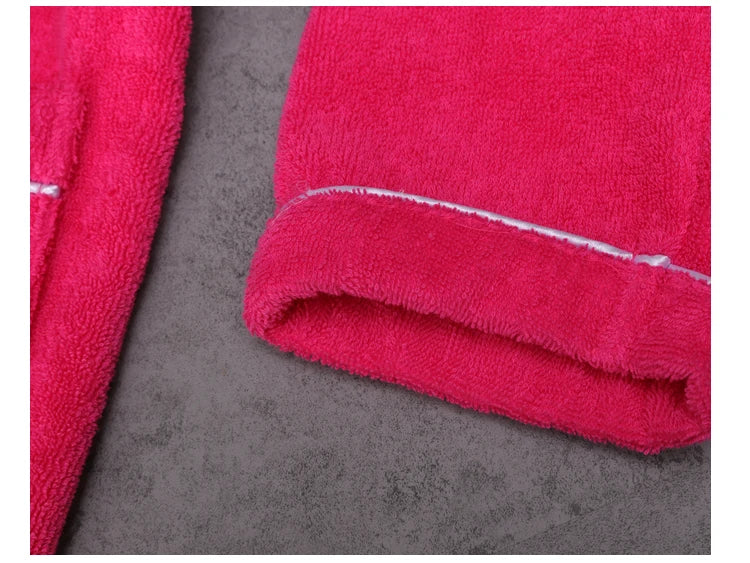 BAGC25 - Accappatoio da bagno morbido per amanti della moda