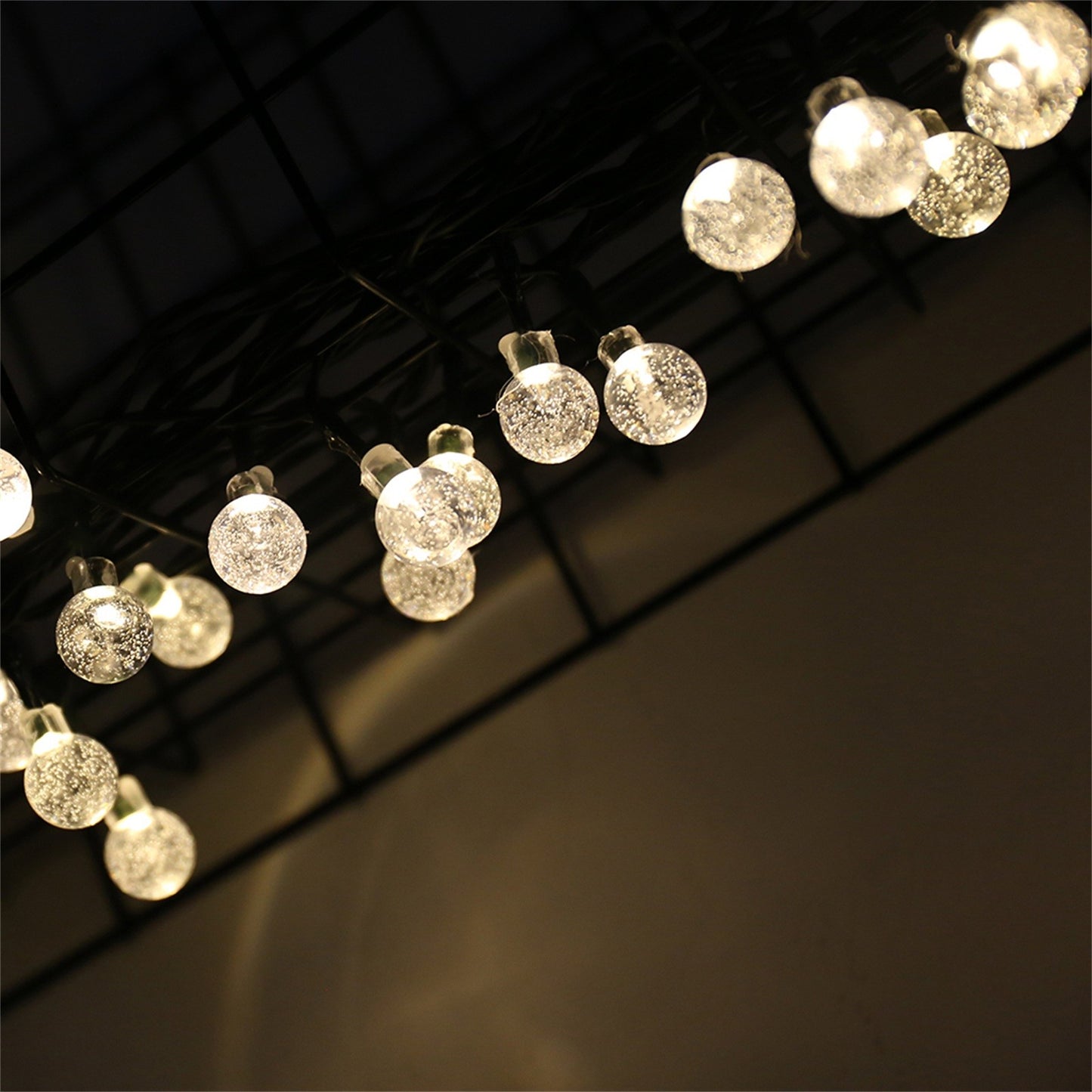 OUTDB6 - Luci a sfera solari con bolle