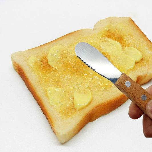 UTES14 - Coltello da burro con manico in legno