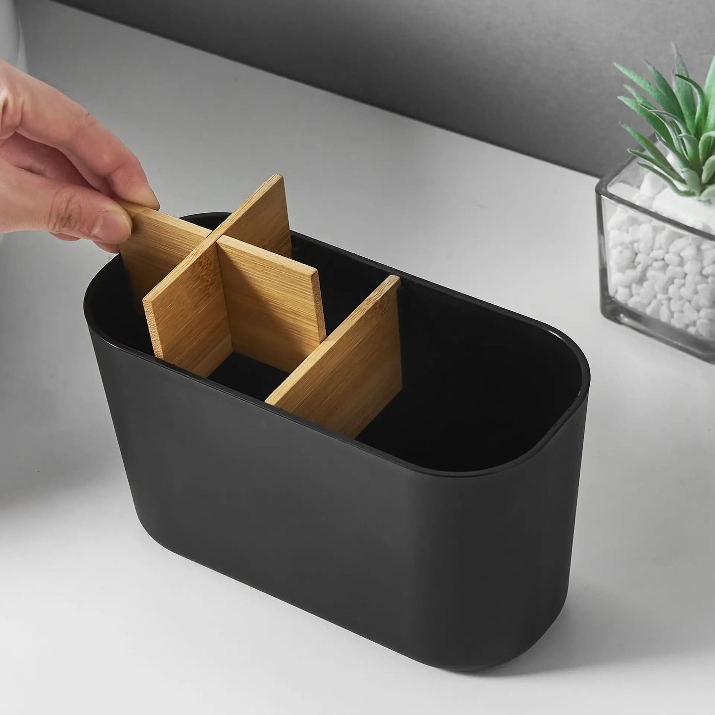 ACCL28 - Portaspazzolino per spazzolini elettrici