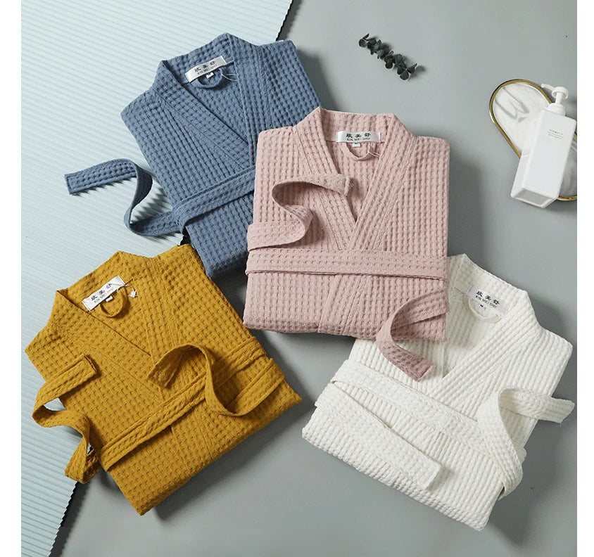 BAGC21 - Accappatoio in cotone da bagno lungo a nido d'ape