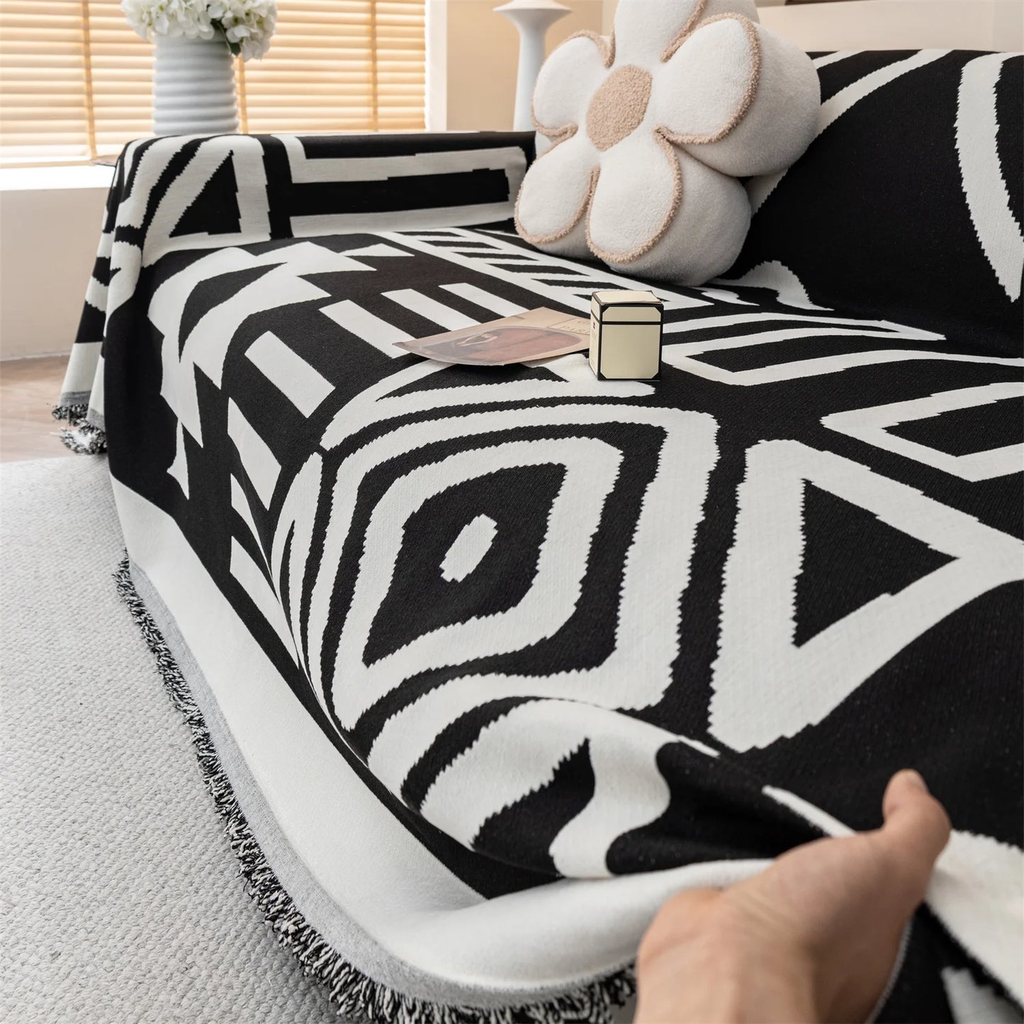 TESS48 - Copridivano da divano in ciniglia jacquard boho con nappe