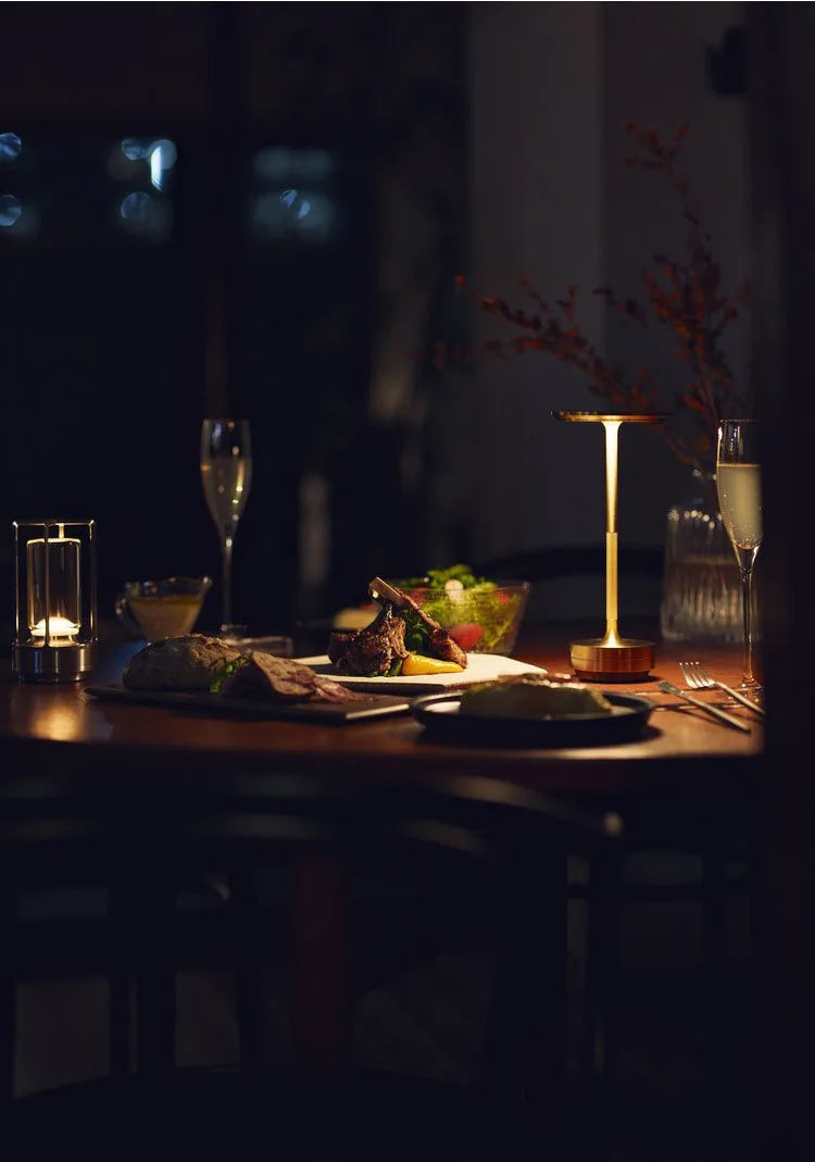 ILLUT10 - Lampada da tavolo ricaricabile