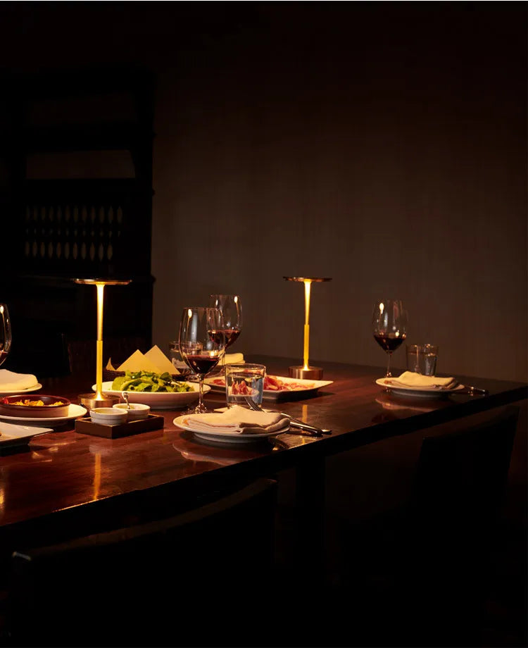 ILLUT10 - Lampada da tavolo ricaricabile