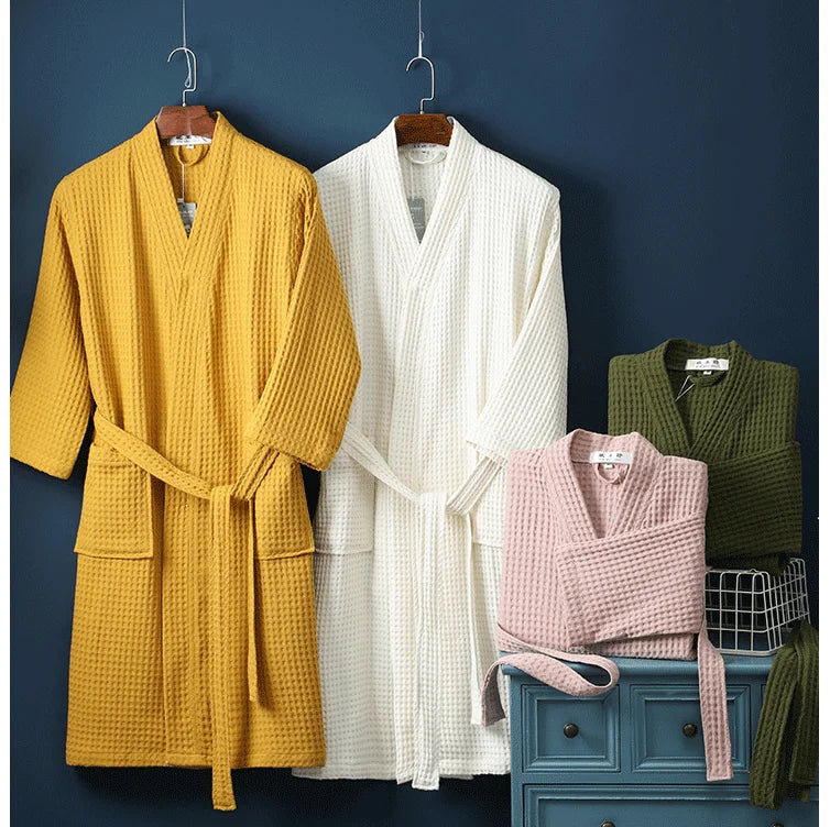 BAGC21 - Accappatoio in cotone da bagno lungo a nido d'ape