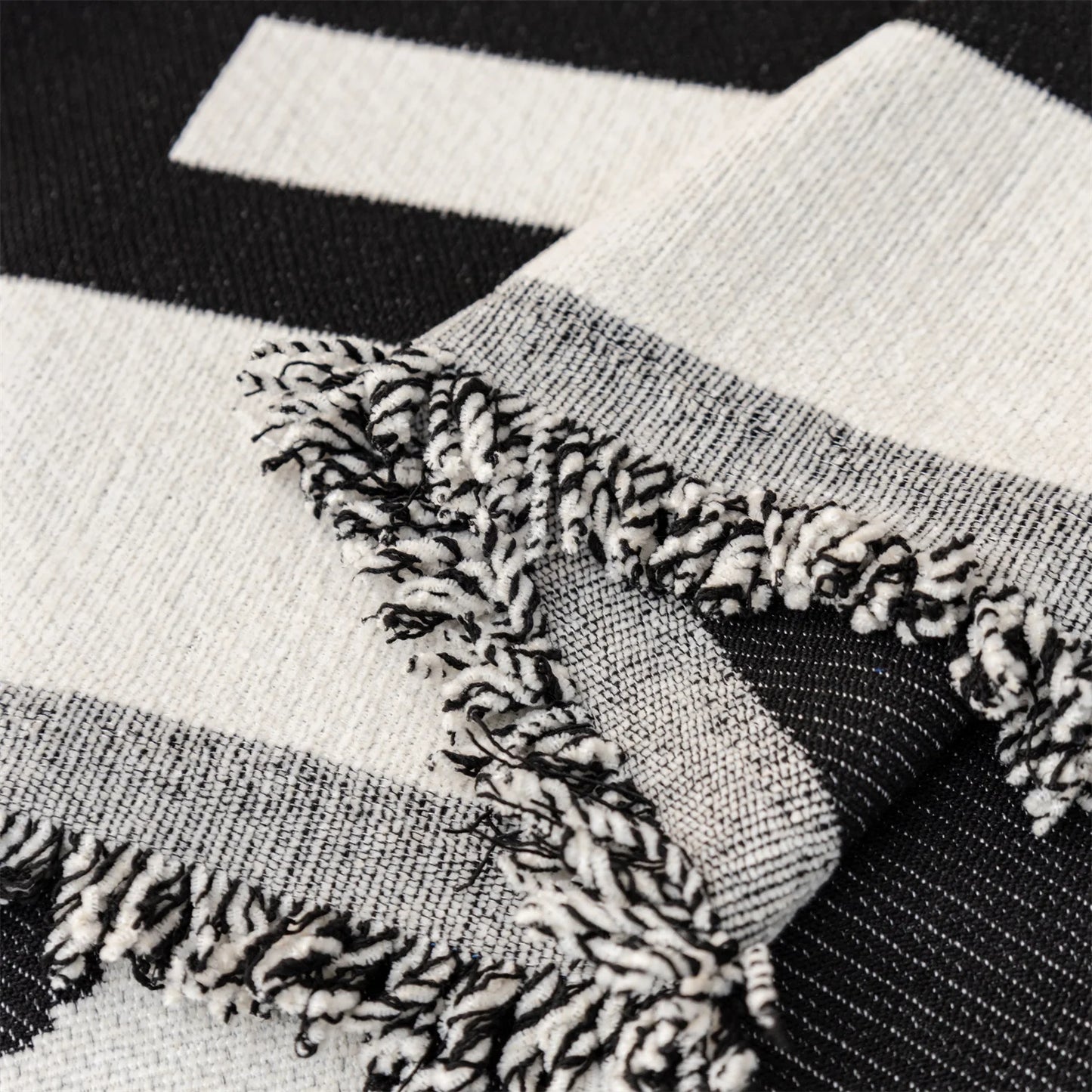 TESS48 - Copridivano da divano in ciniglia jacquard boho con nappe