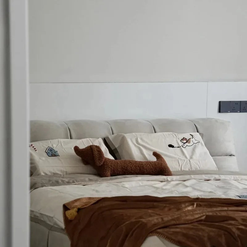 TESS24 - Cuscino a forma di bassotto