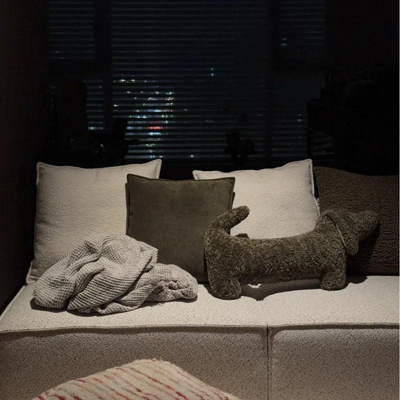 TESS24 - Cuscino a forma di bassotto