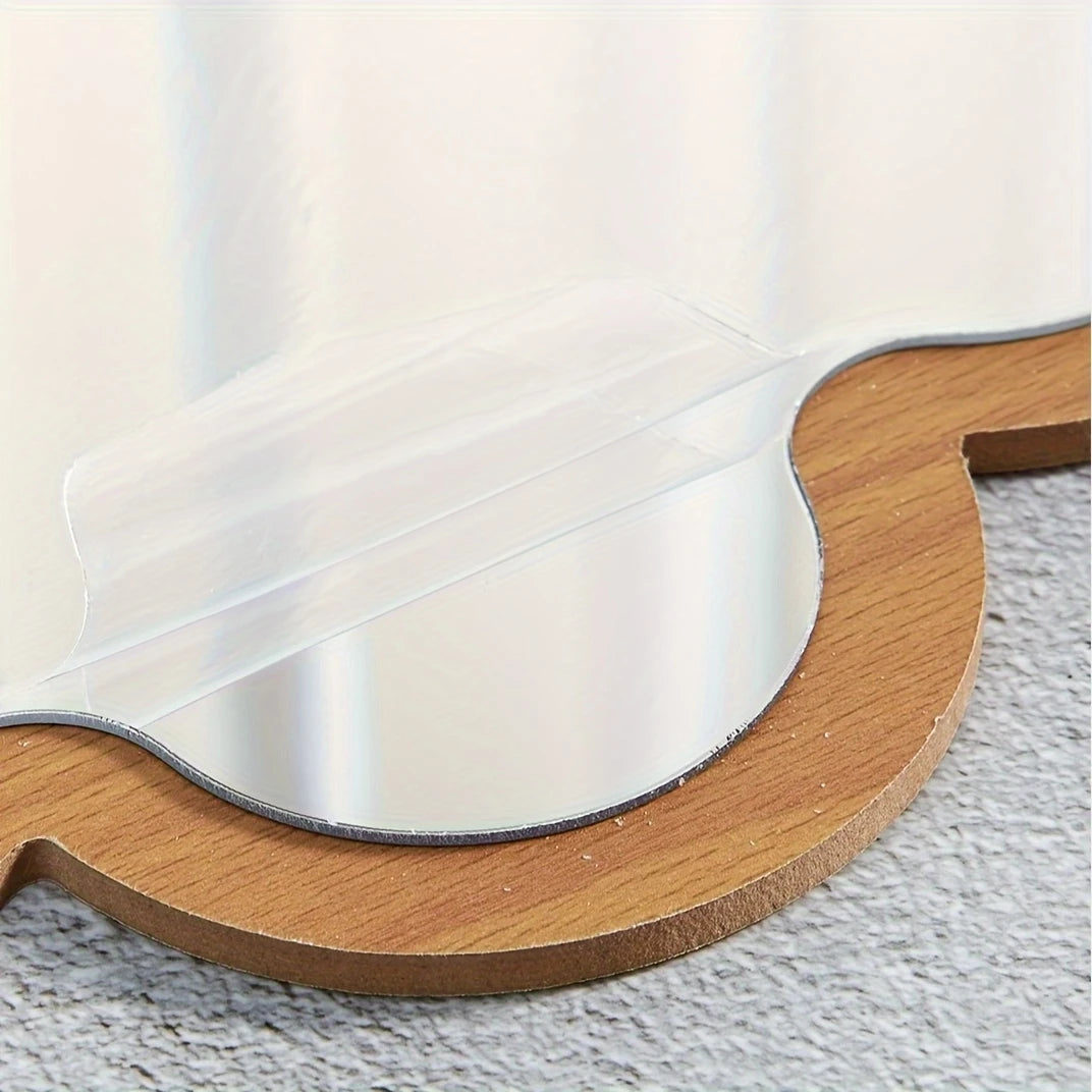 DECOM26 - Specchio da parete creativo