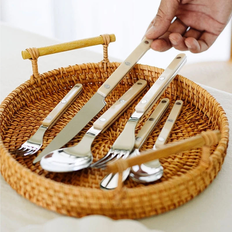 ACCT18 - Set di posate alla moda in acciaio inossidabile 18/10