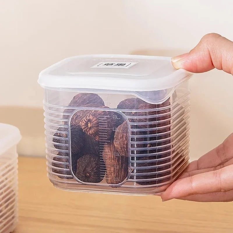 CONS11 - Contenitore per alimenti con 6 griglie