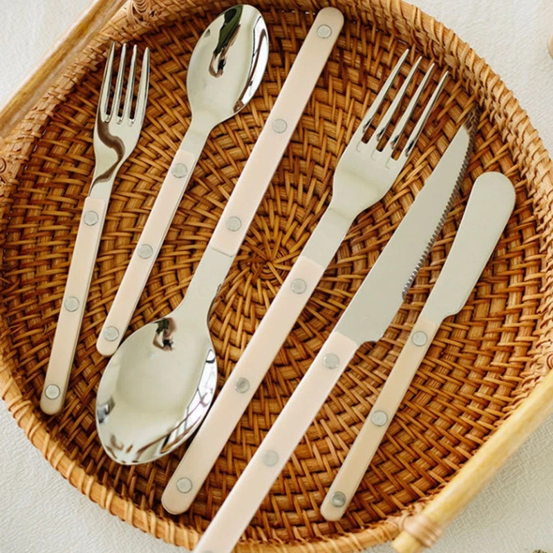 ACCT18 - Set di posate alla moda in acciaio inossidabile 18/10